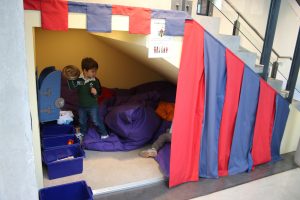 play den under the stairs