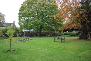 garden area at the soldiers of oxfordshire museum