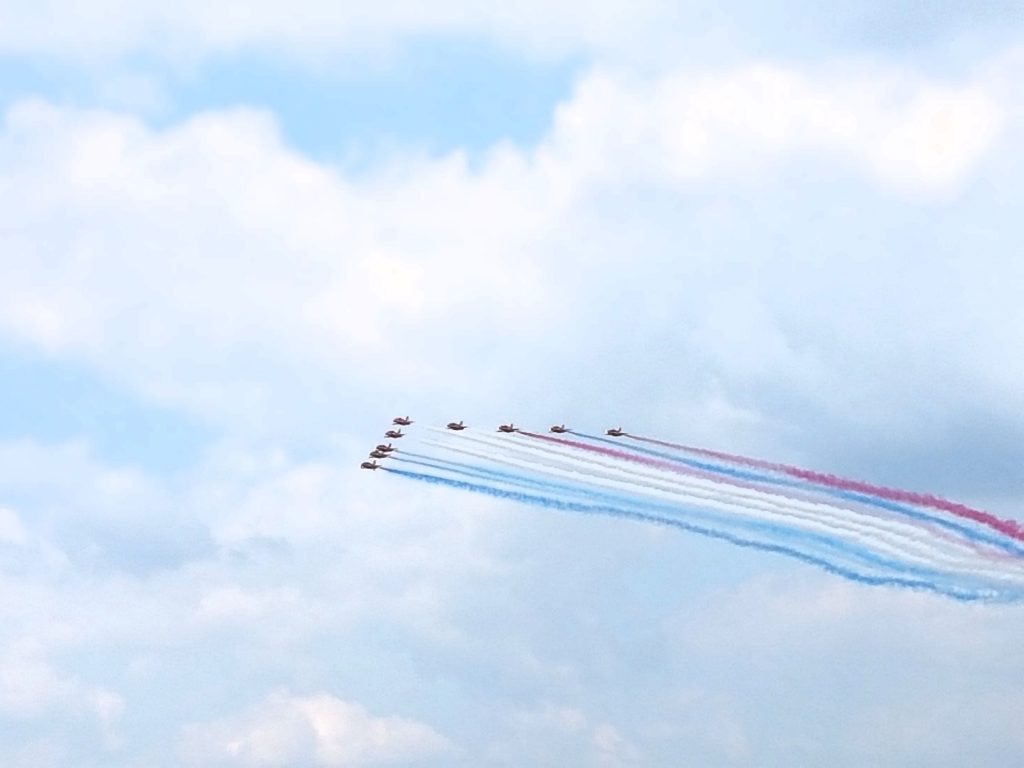 Red Arrows with coloured smoke display