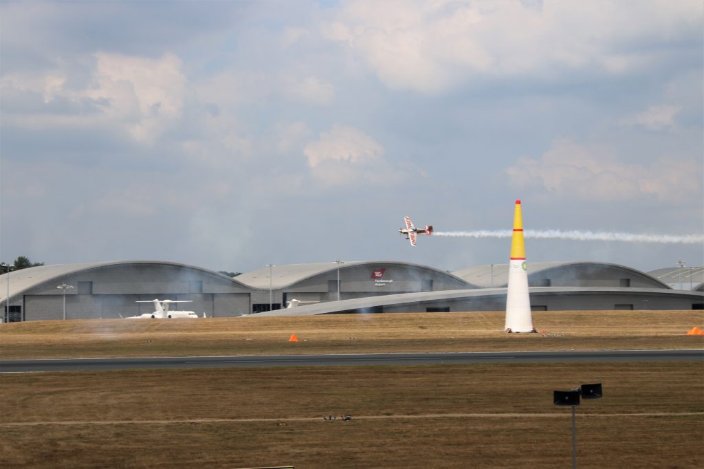 Red bull air race