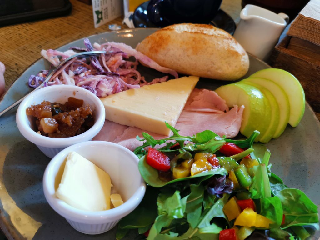 ploughmans lunch at hog & hedge
